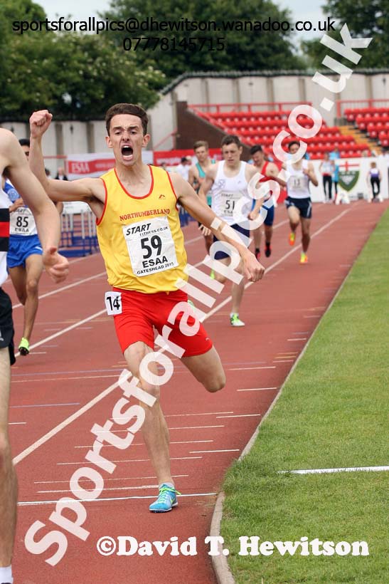 Senior boys 1500 metres, 2015 English Schools, Gateshead. Photo: David T. Hewitson/Sports for All Pics